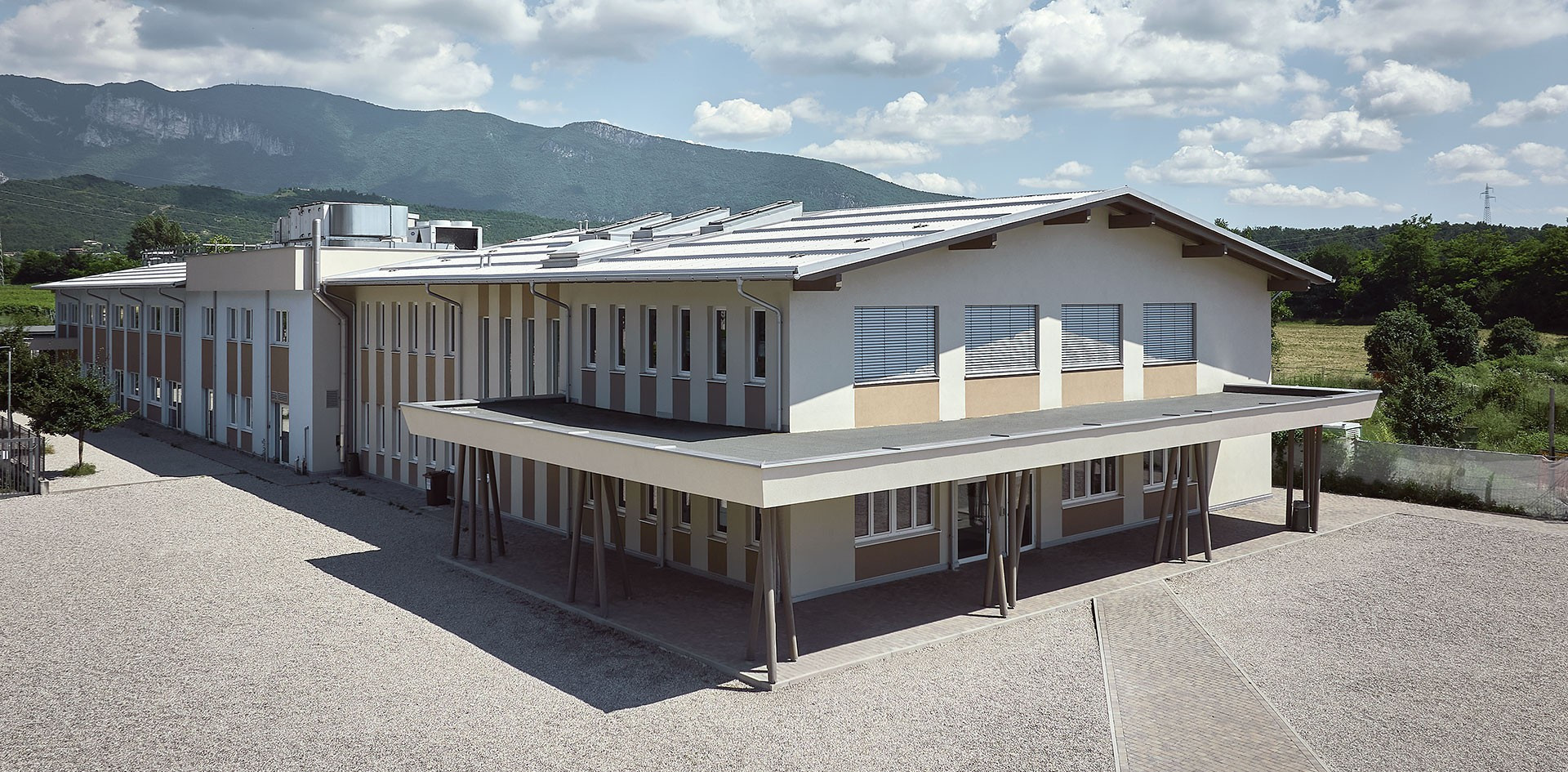 Scuola Caprino Veronese (VR)